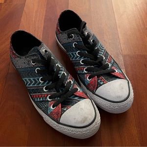 Geometric patterned Converse low tops